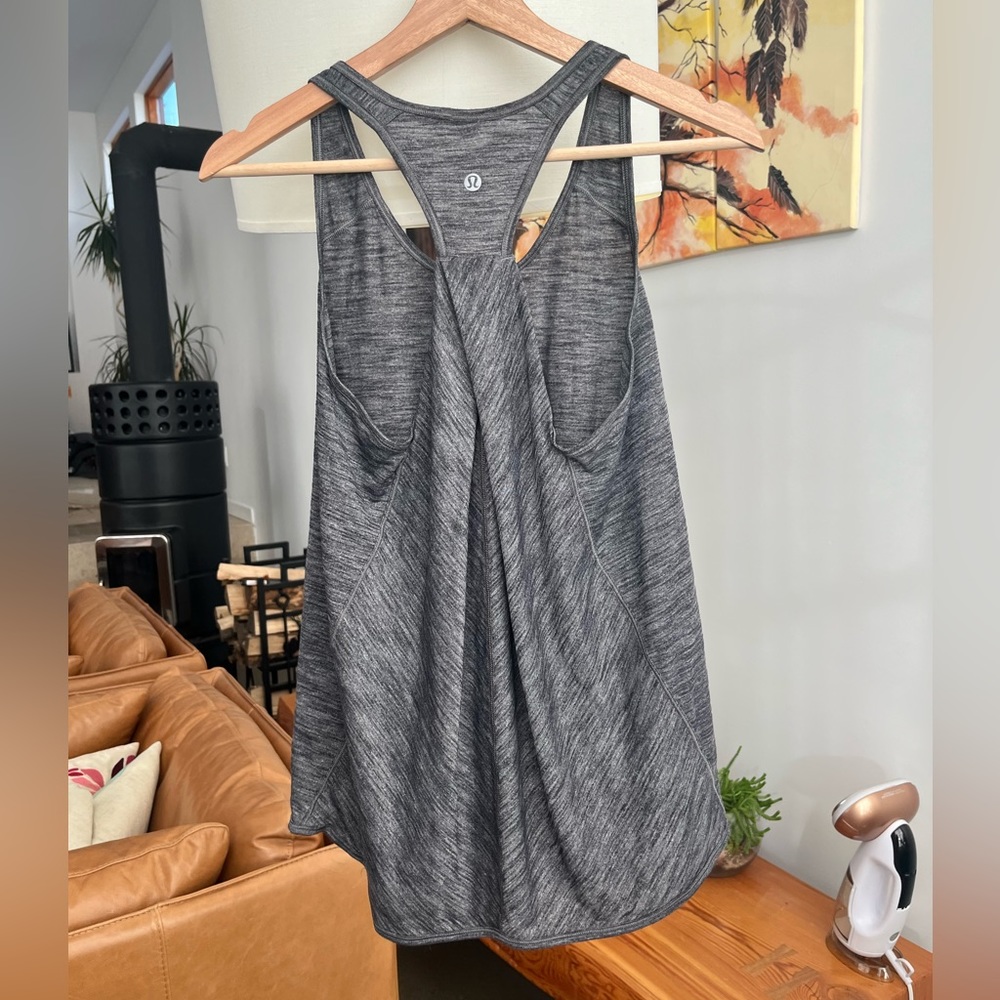 Lululemon Essential Tank - Picture 3 of 3